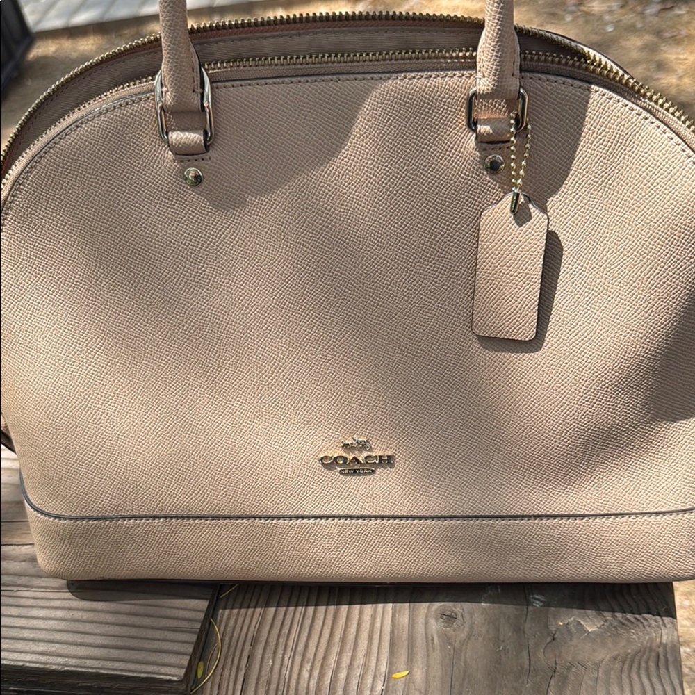 Coach Women's Tan Leather Bag